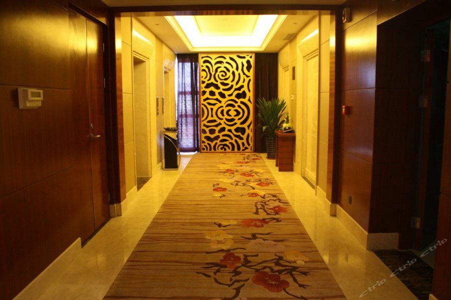 Grand Skylight International Hotel Ganzhou Chang Zhen Avenue Esterno foto